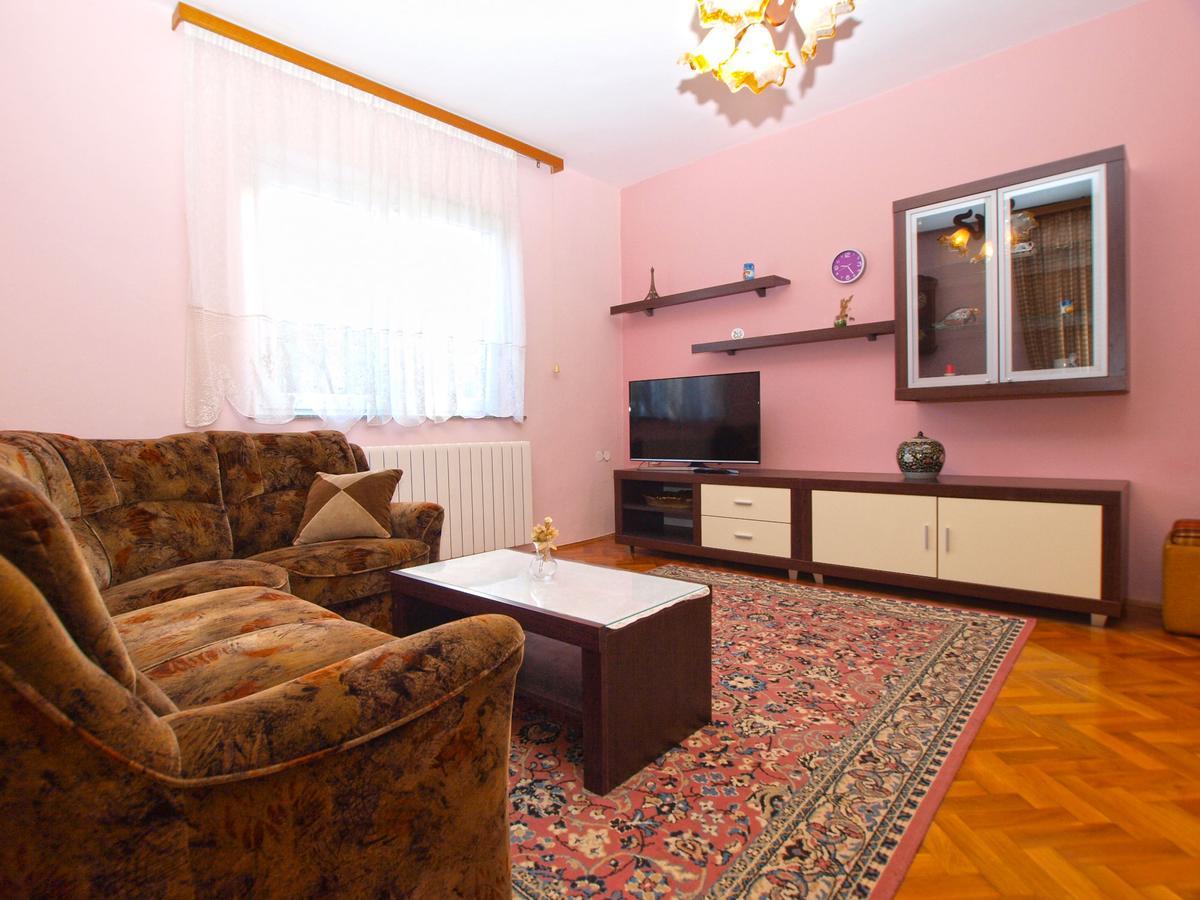 Apartments Branko 1348 Pula Exterior photo